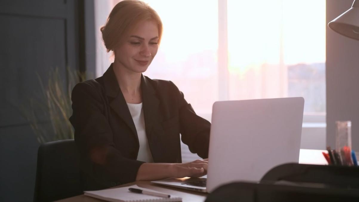 Обсуждение торговых стратегий и анализ рыночных ситуаций